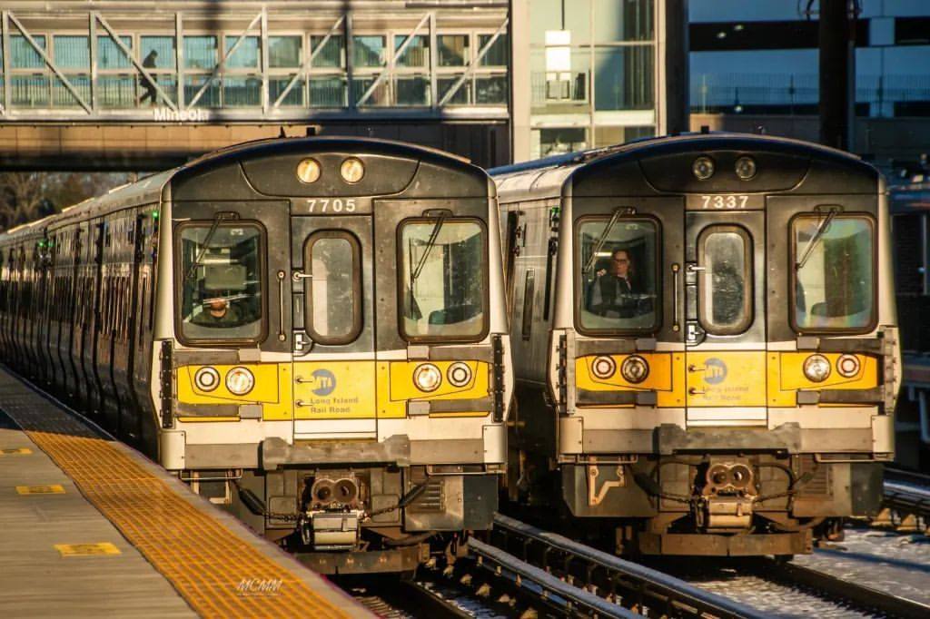 LIRR Mineola Station